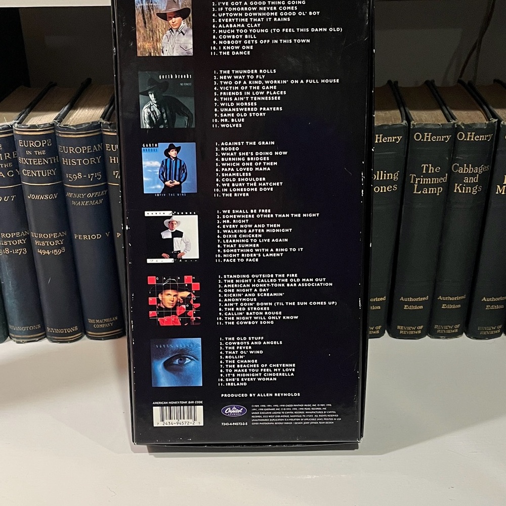 Garth Brooks CD Collection - Picture 3 of 10